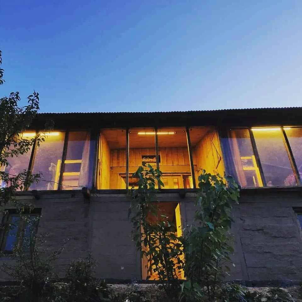 mudhostel